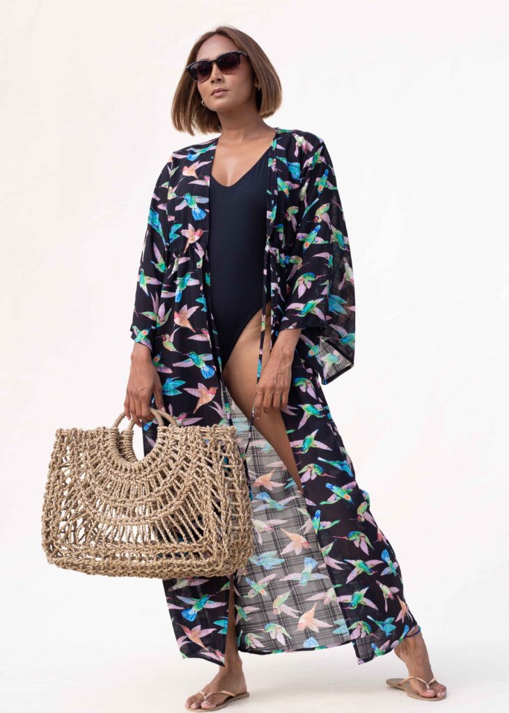 Alternative view of Oceano Kimono - Hummingbirds