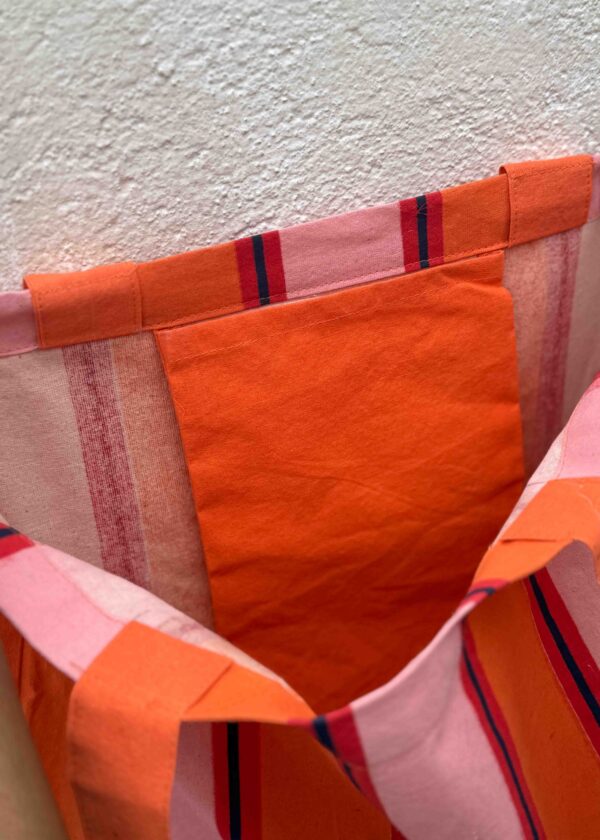 Alternative view of Thambili Island Beach Totes